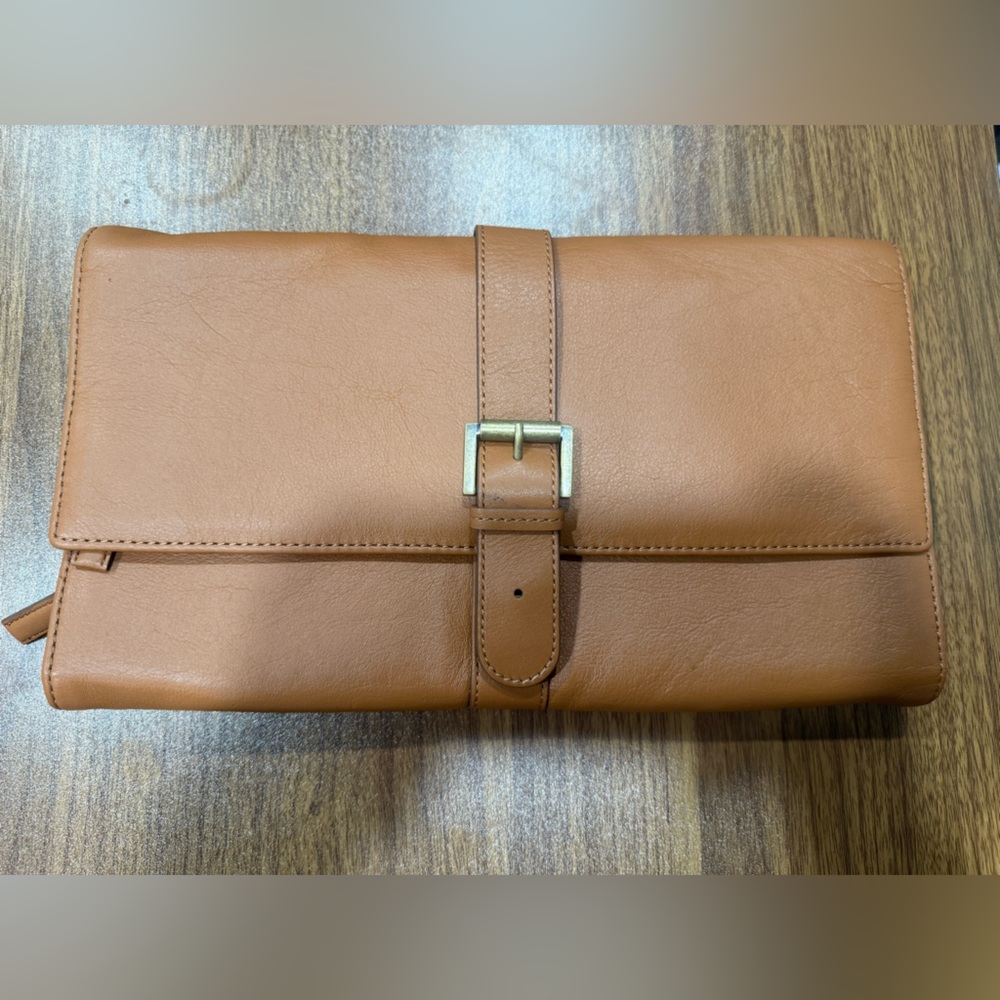 Men's Leather Travel Toiletries
Bag(Red Envelope) Travel Toiletry
Bag